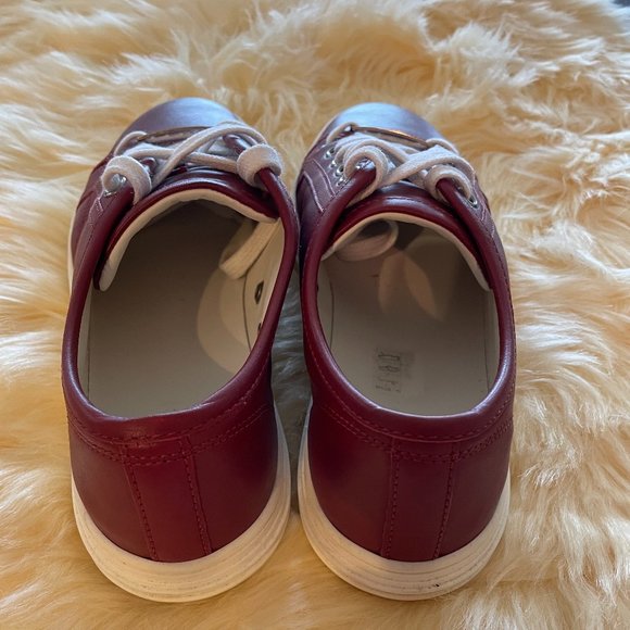 GUCCI RED LEATHER SNEAKERS WITH METAL LOGO!!!! - Picture 7 of 8